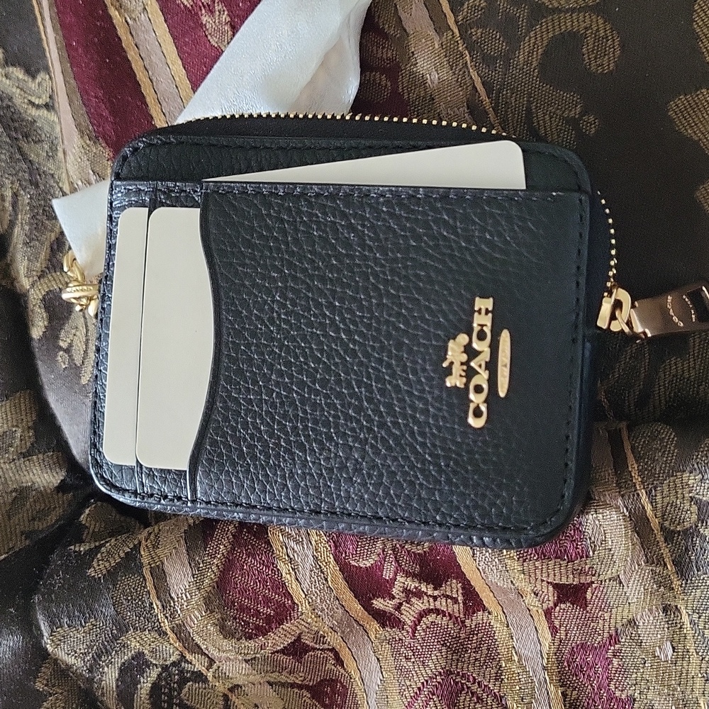 - Coach signature black Green leather mini wallet gorgeous  Dust Cover tagged